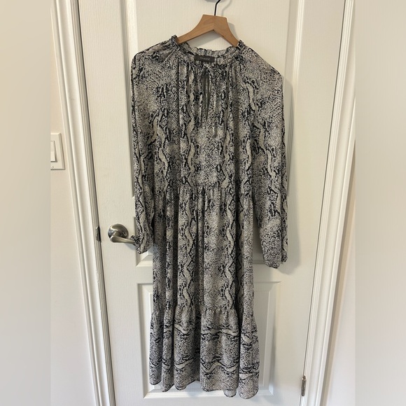 Primark. Long dress. US Size: 12 - Picture 3 of 3